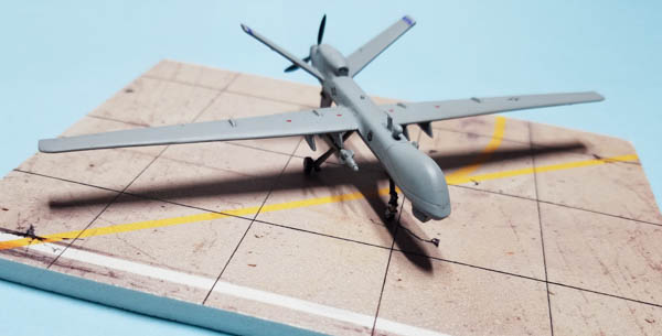 Miniwing 1/144 General Atomics MQ-9 Reaper / USAF