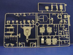 Dragon 1/35 Sd.Kz 7/1 2cm Flakvierling w/ Armored Cab
