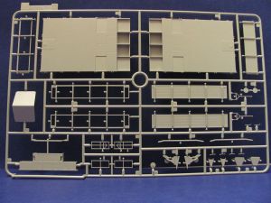 Dragon 1/35 Sd.Kz 7/1 2cm Flakvierling w/ Armored Cab