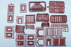 MiniArt 1/72 Buildings