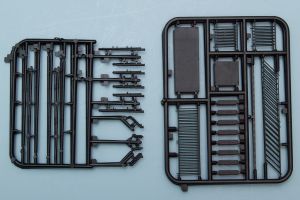 MiniArt 1/72 Buildings