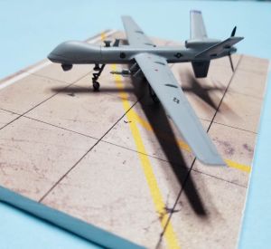 Miniwing 1/144 General Atomics MQ-9 Reaper / USAF