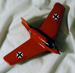 testors_me163-1.jpg (21401 bytes)