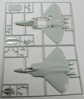 revell_5984-parts1.jpg