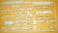 revell_ah1f-parts3.jpg