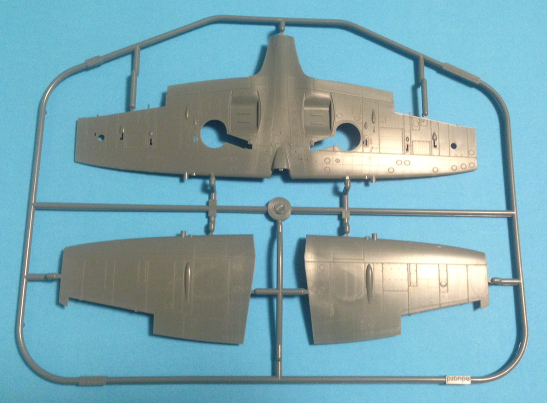 Eduard_Spitfire_Mk.VIII__parts_1.JPG