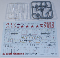 Platz 1/72 Su-27SM Flanker B 7