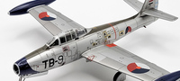 tamiya_f84g_thunderjet-8.jpg