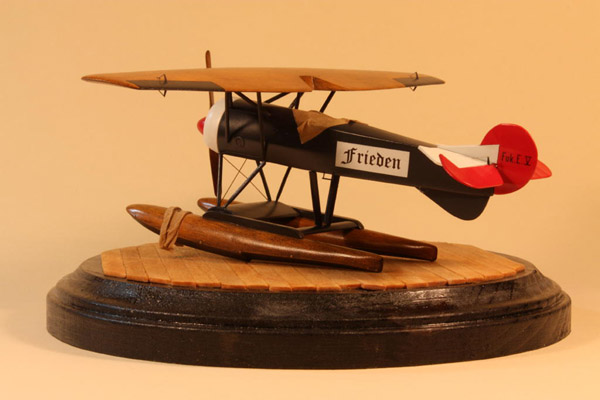 A 1/48 1918 Fokker E.V Racer "Frieden"