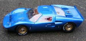Trumpeter 1/12 1966 Ford GT 40 Mk.II